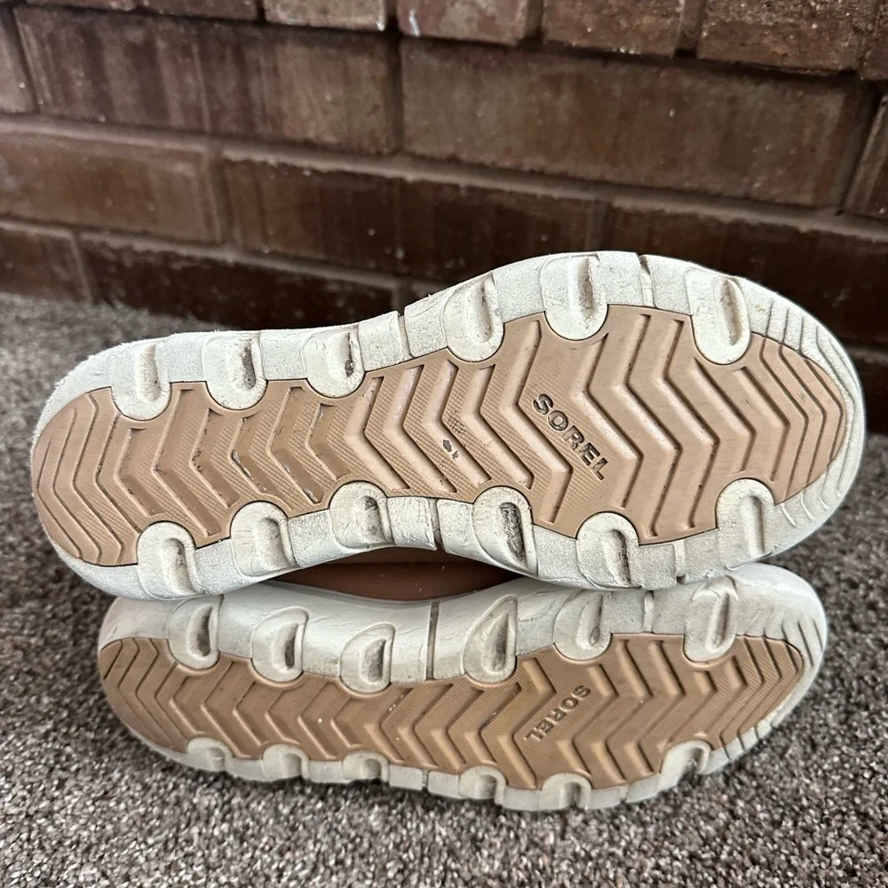 Sorel Explorer Next Joan Waterproof Boots - Size 5 - Good Used Condition